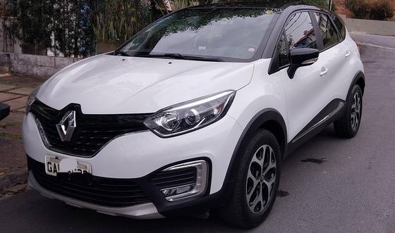 RENAULT CAPTUR 1.6 16V SCE FLEX INTENSE X-TRONIC RENAULT CAPTUR 1.6 16V SCE FLEX INTENSE X-TRONIC